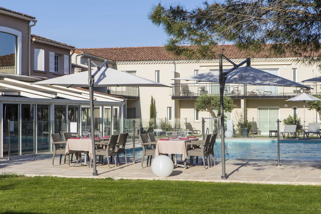 Le Domaine Des Oliviers Hotel Pierrelatte Exterior photo