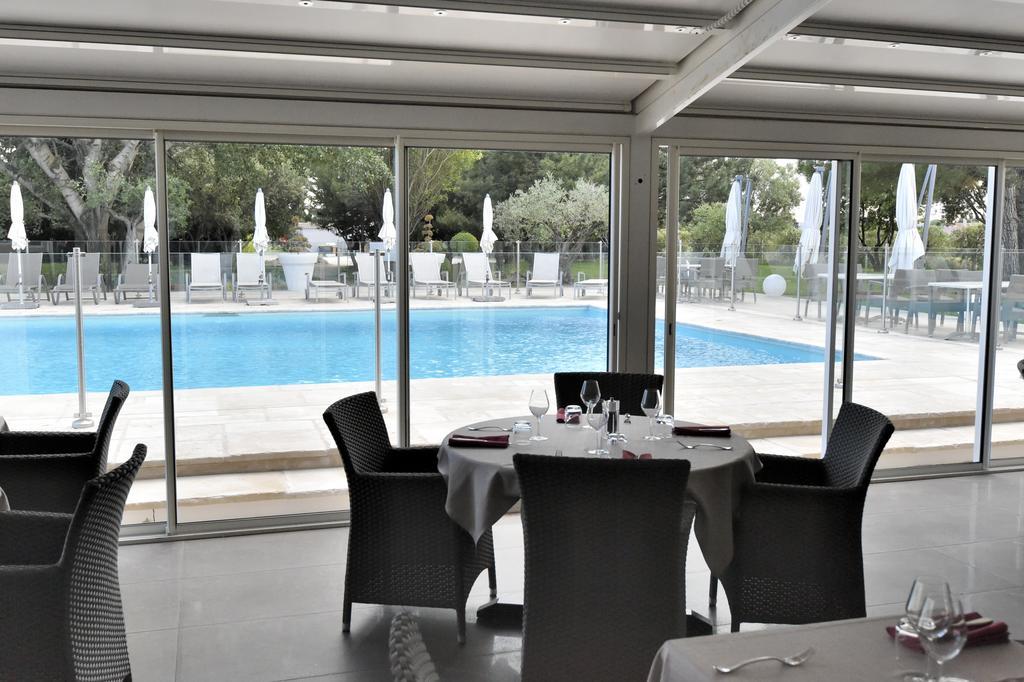 Le Domaine Des Oliviers Hotel Pierrelatte Exterior photo